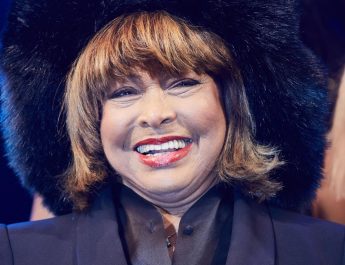Tina Turner: el tormentoso matrimonio de la cantante con el hombre que usaba la nariz de la artista “como saco de boxeo”